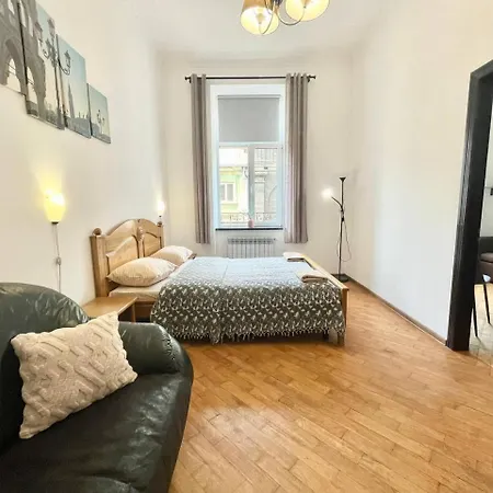 руська 18, краща локація в серці старого львова *